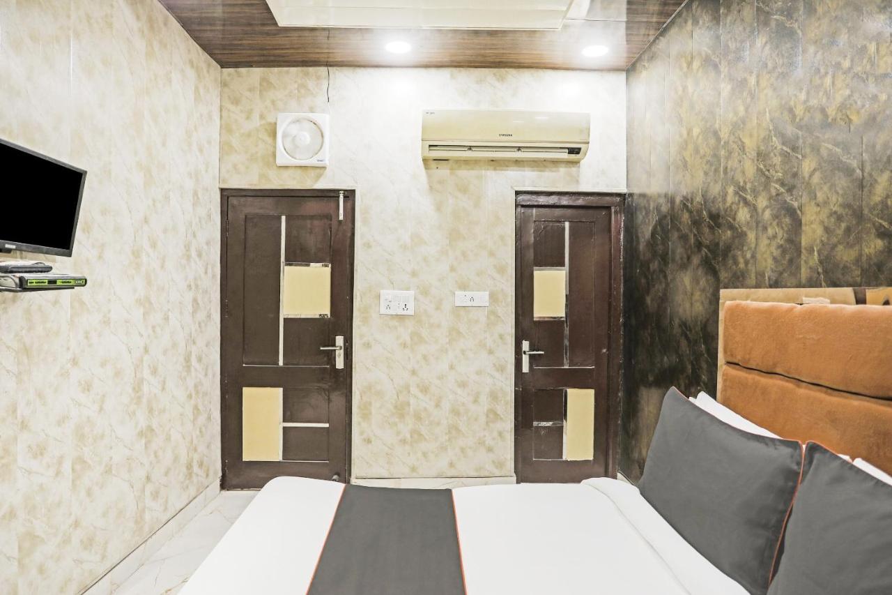 Hotel O Kashish Residency Near Model Town Metro Station New Delhi Exterior photo