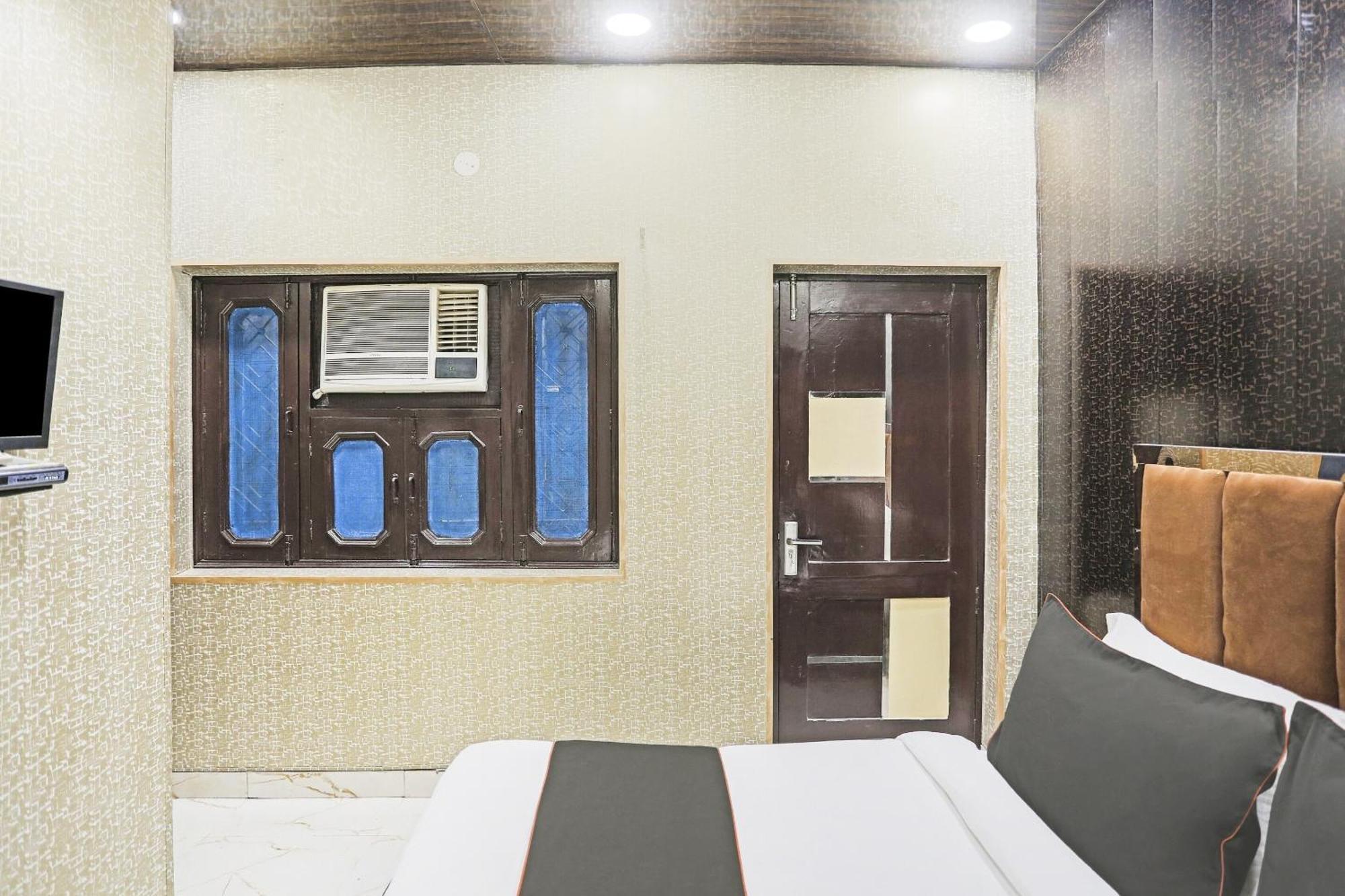 Hotel O Kashish Residency Near Model Town Metro Station New Delhi Exterior photo